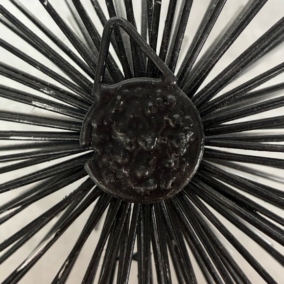 Set of Three Silver Color Retro Inspired Star Burst Wall Art or Table Art. - Picture 7 of 8